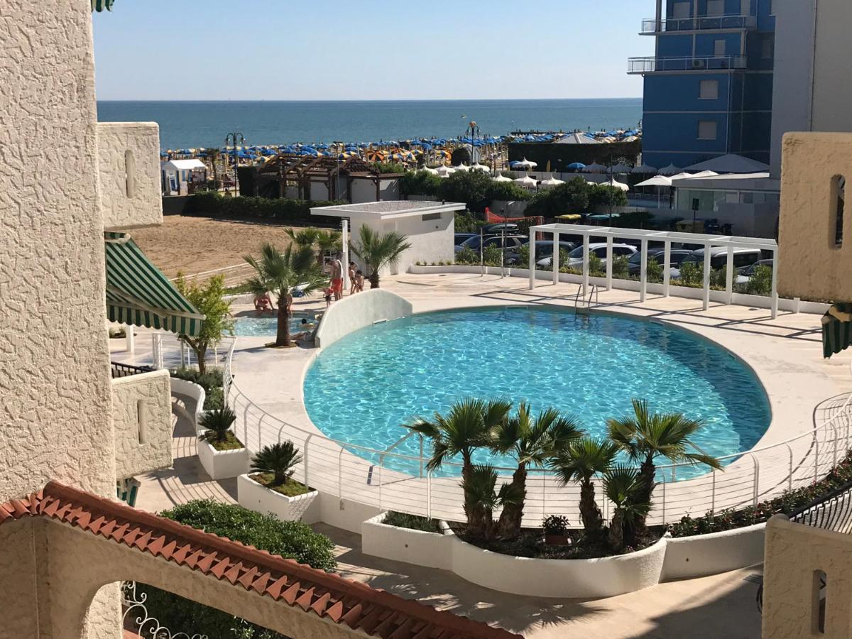 Residence El Palmar Da Colla Jesolo Extérieur photo