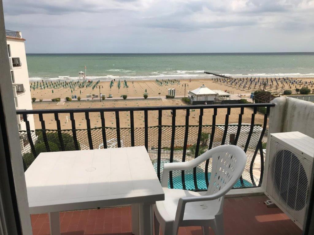 Residence El Palmar Da Colla Jesolo Extérieur photo