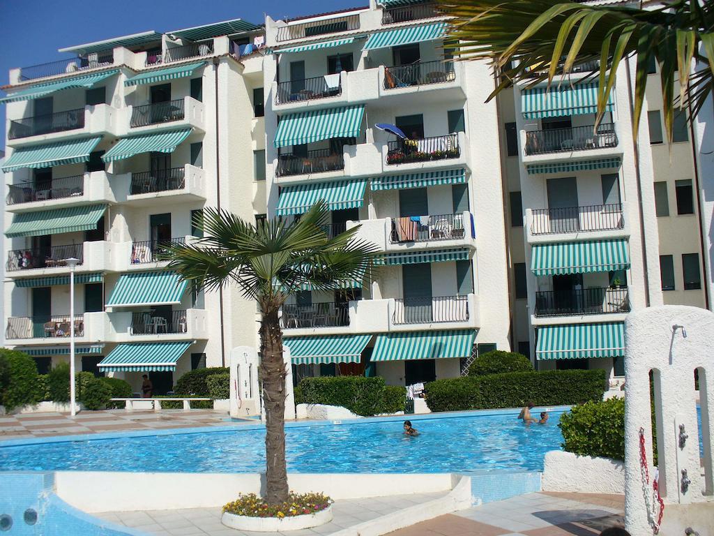 Residence El Palmar Da Colla Jesolo Extérieur photo