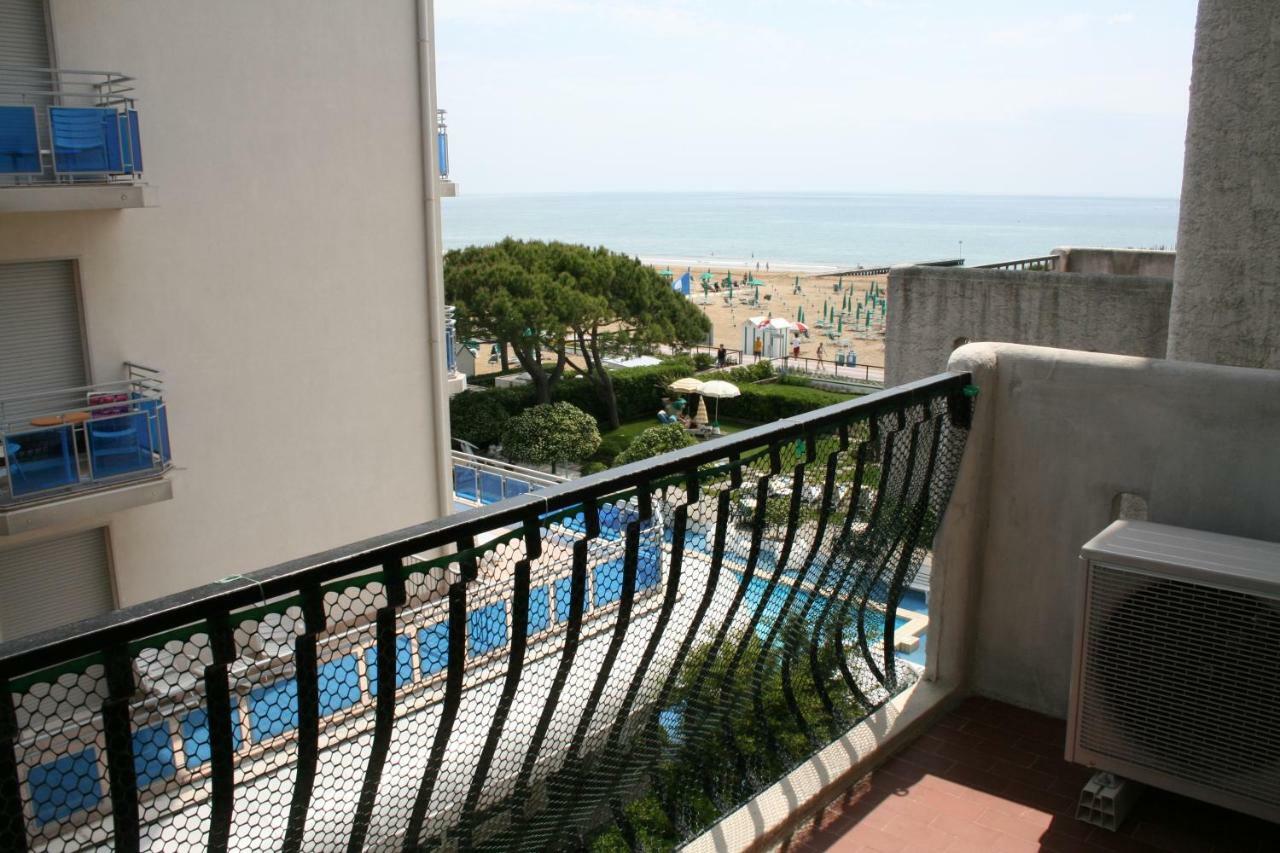 Residence El Palmar Da Colla Jesolo Extérieur photo